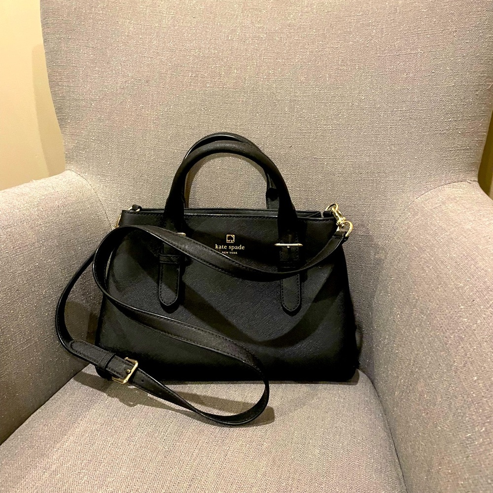 Kate spade saffiano leather purse.